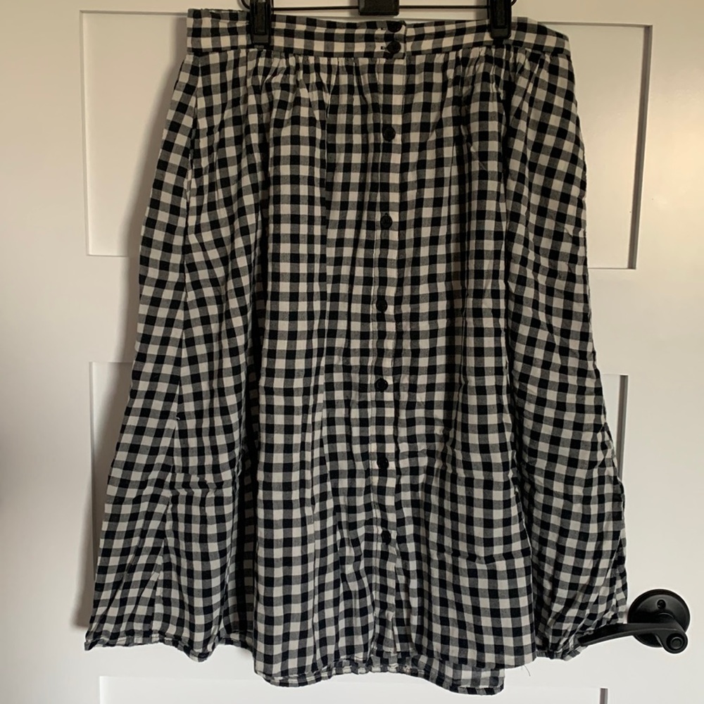 Who What Wear black and white checkered skirt